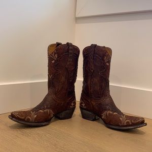 Distressed Antique Brown Leather Boots